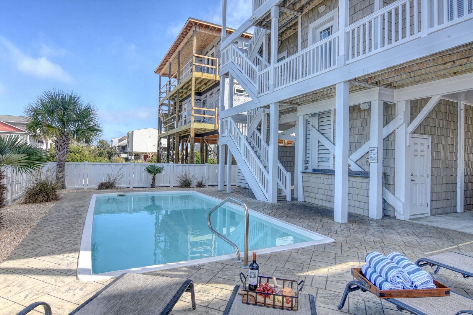 Beach house photo 5
