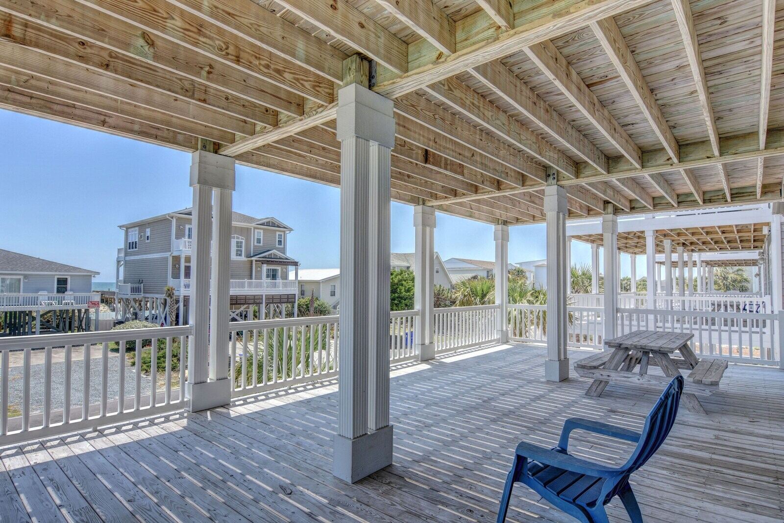 Beach house photo 12