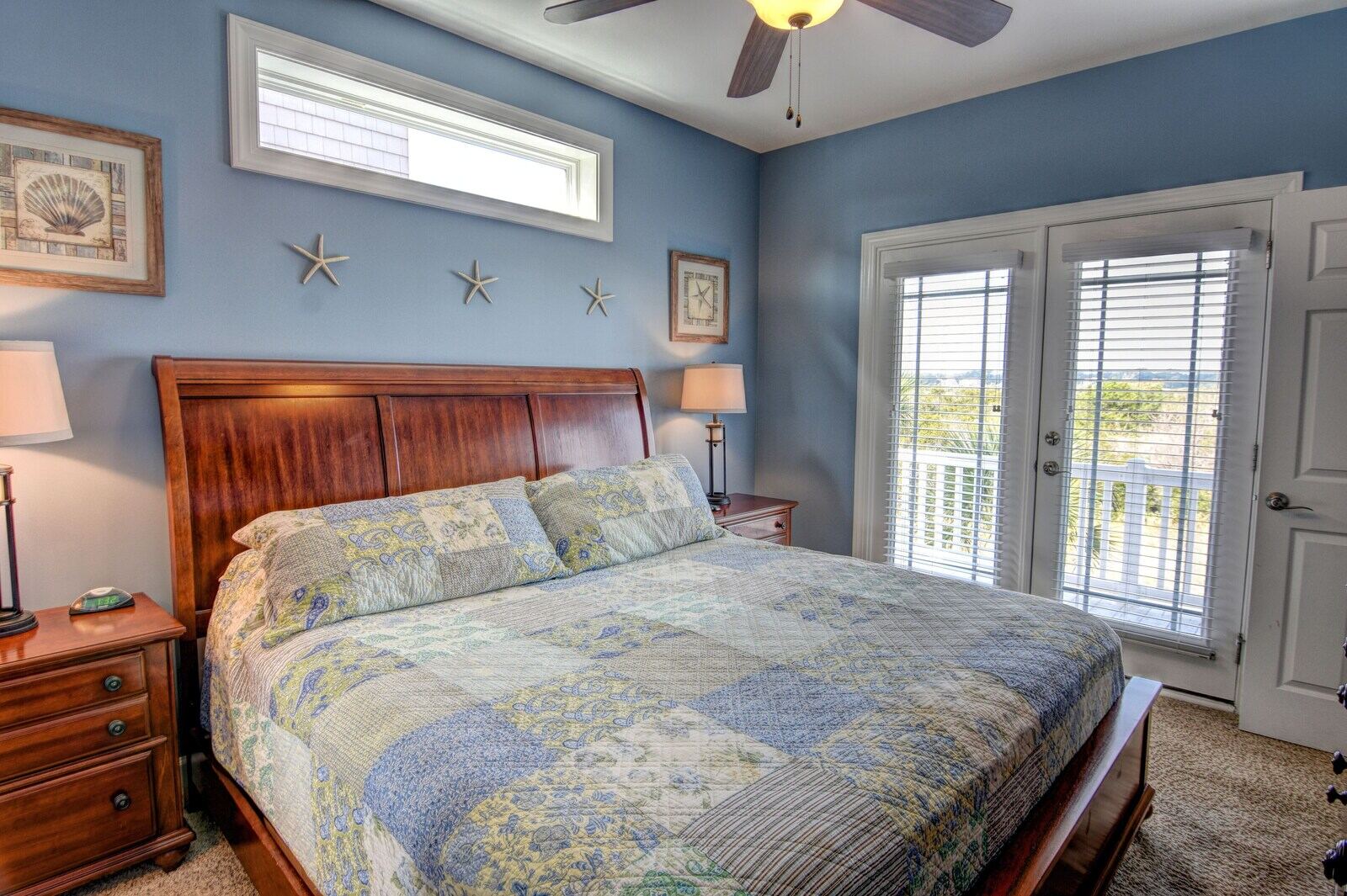 Beach house photo 22